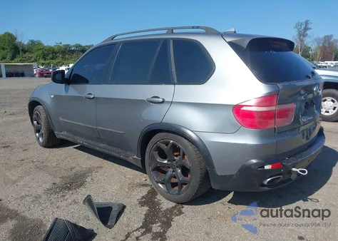 2008 BMW X5 4.8I z USA, uszkodzony, nr VIN 5UXFE83528L166921